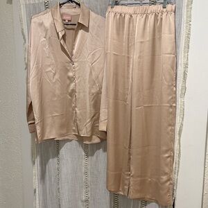 Show Me Your MuMu Champagne Set